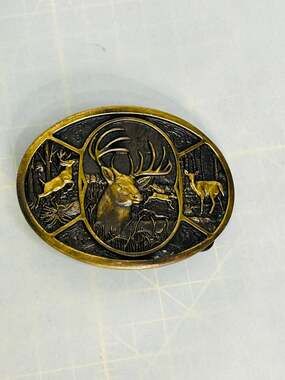 Montana Silversmiths Deer Heritage Attitude Belt Buckle 60796C Brass/Black tone